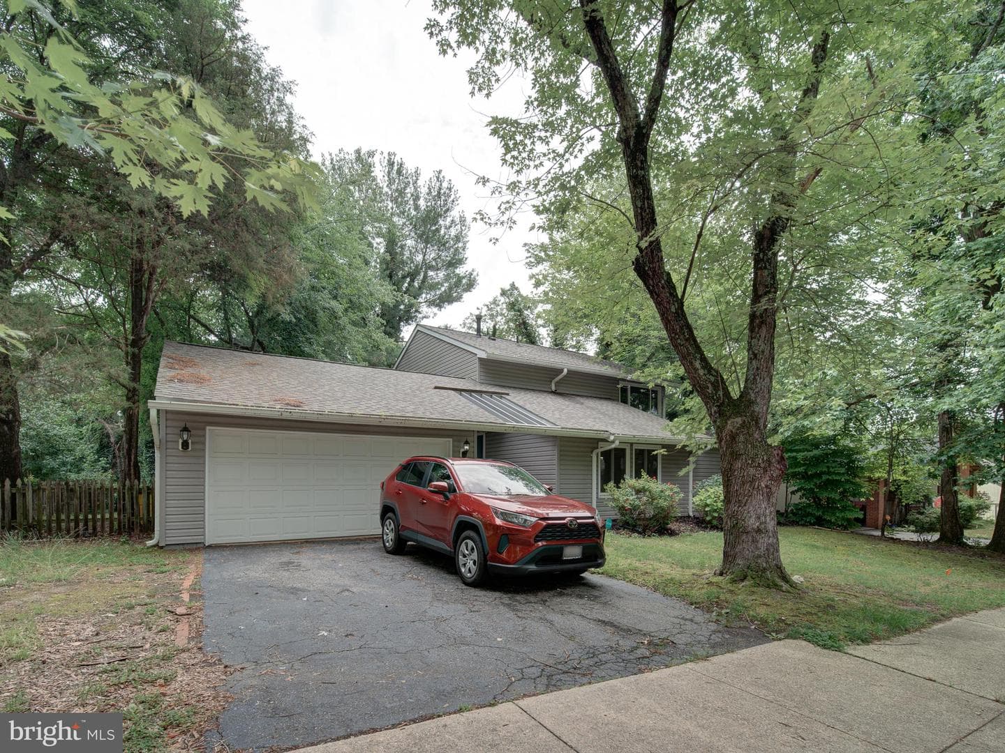 8610 MONMOUTH DR,UPPER MARLBORO,MD,20772,PRINCE GEORGES
