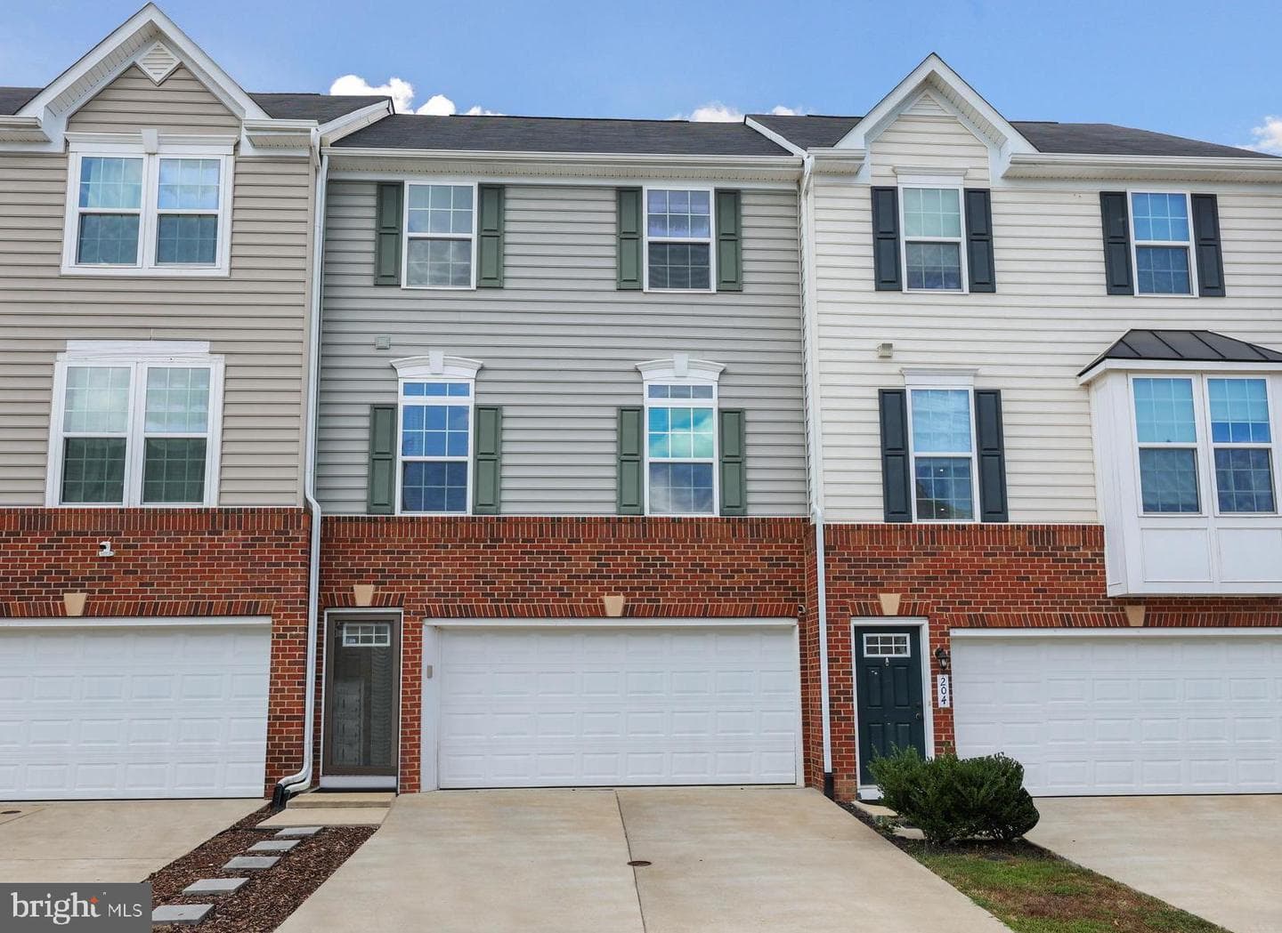 206 LANDING DRIVE