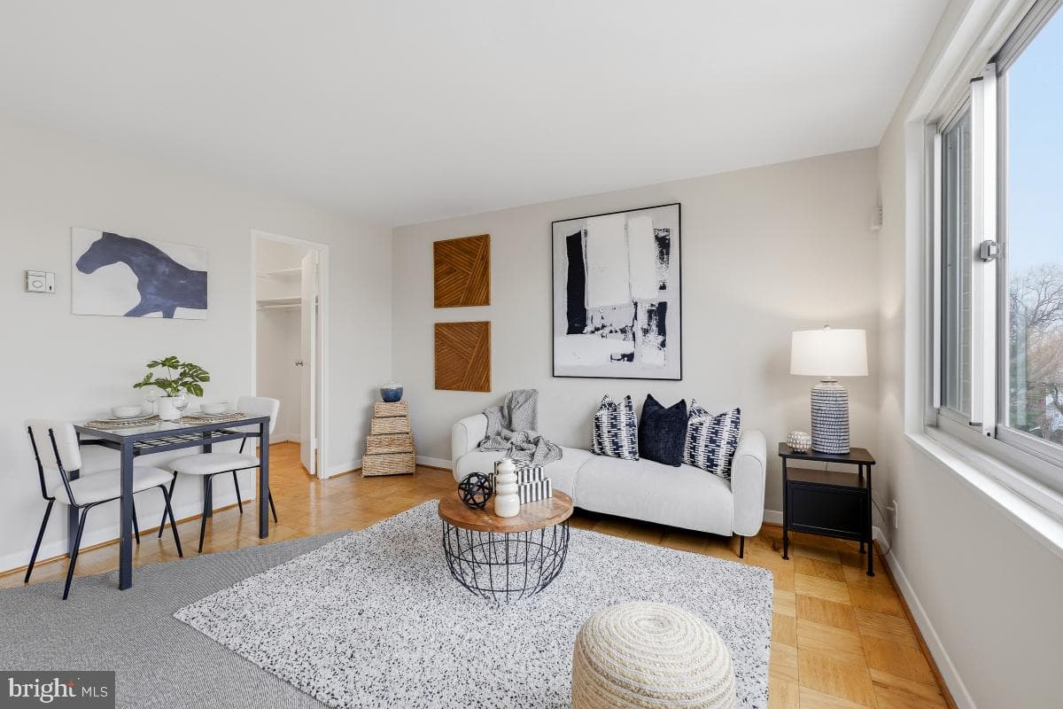 1900 LYTTONSVILLE ROAD 1003