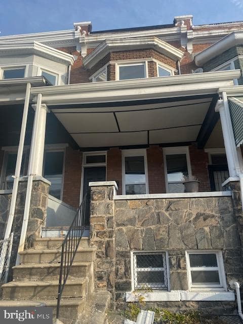 2730 RIGGS AVENUE - Photo 1