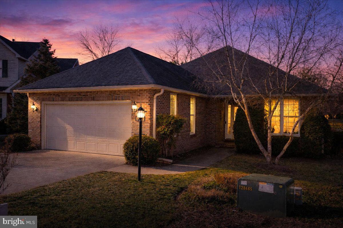 832 Winder Ct, Winchester, VA 22601-6740, United States
