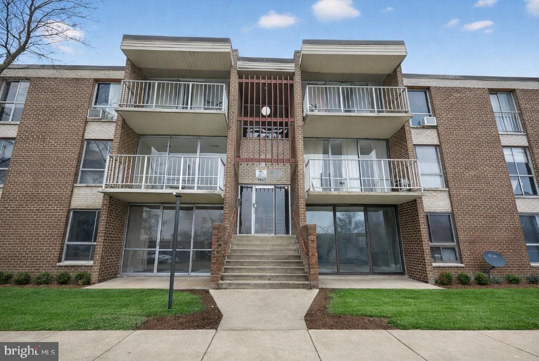 7957 RIGGS ROAD 11