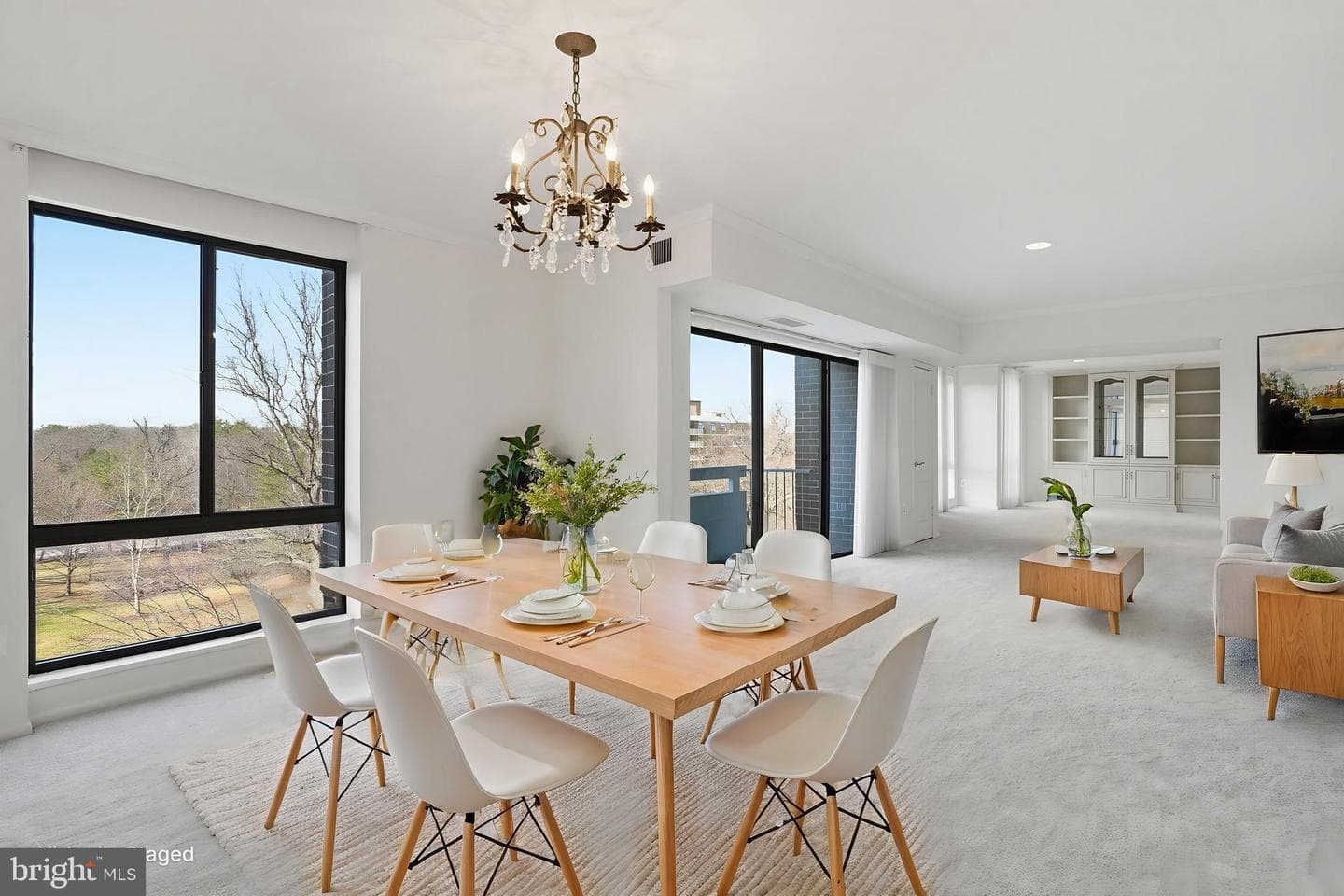 7 SLADE AVENUE 717