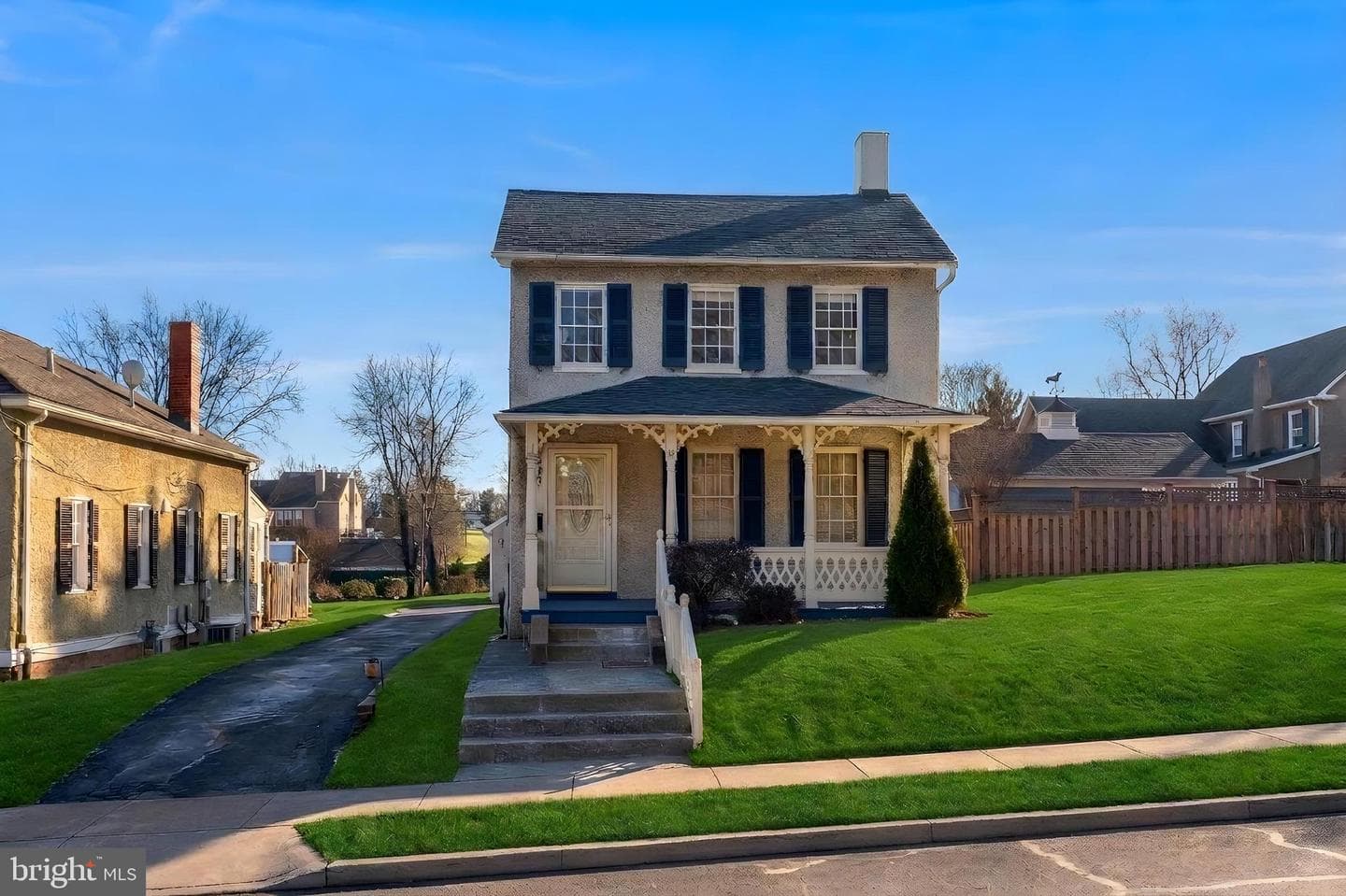 245 W Market St, Leesburg, VA 20176-2708, United States