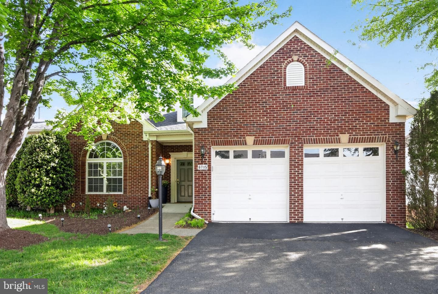 6715 HOLLY FARM LANE