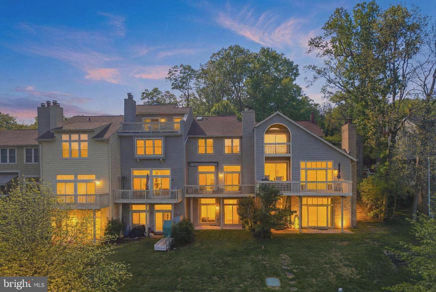 11163 LAKE CHAPEL LANE