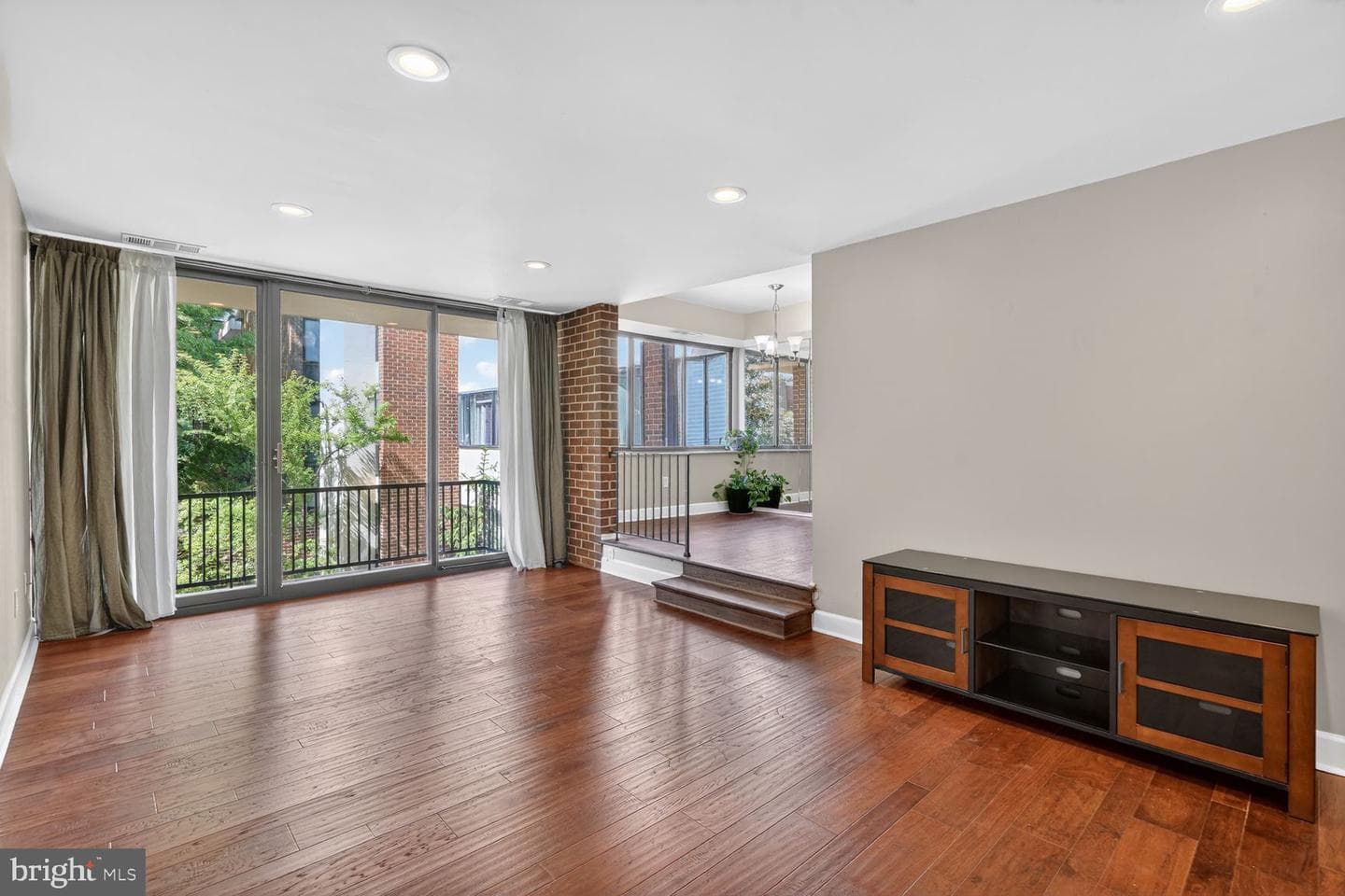 2004 Coleridge Dr, Silver Spring, MD 20902-5239, United States