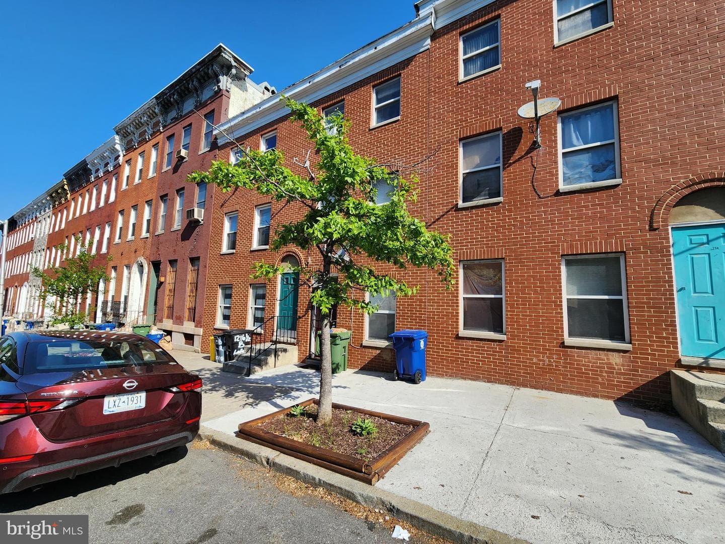 1216 W LAFAYETTE AVENUE 1