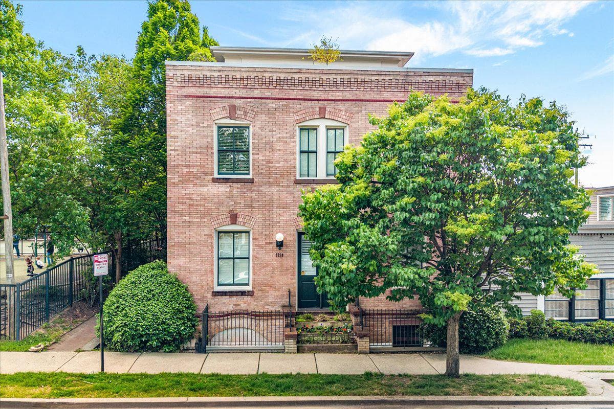 1210 Queen St, Alexandria, VA 22314-2400, United States