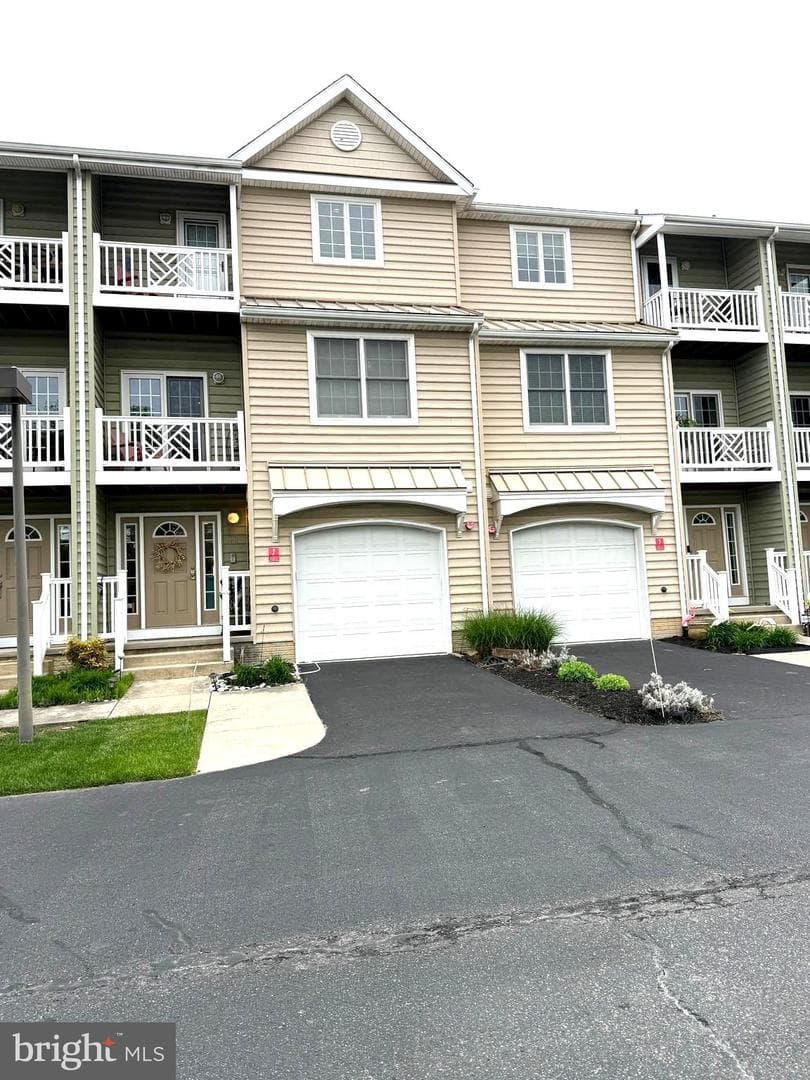 9823 GOLF COURSE ROAD 20