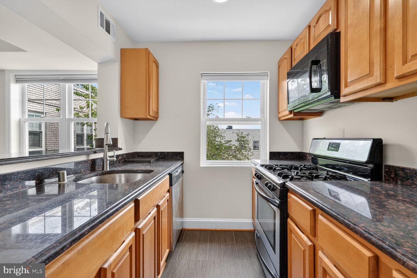 3868 9TH STREET 301 - Photo 1