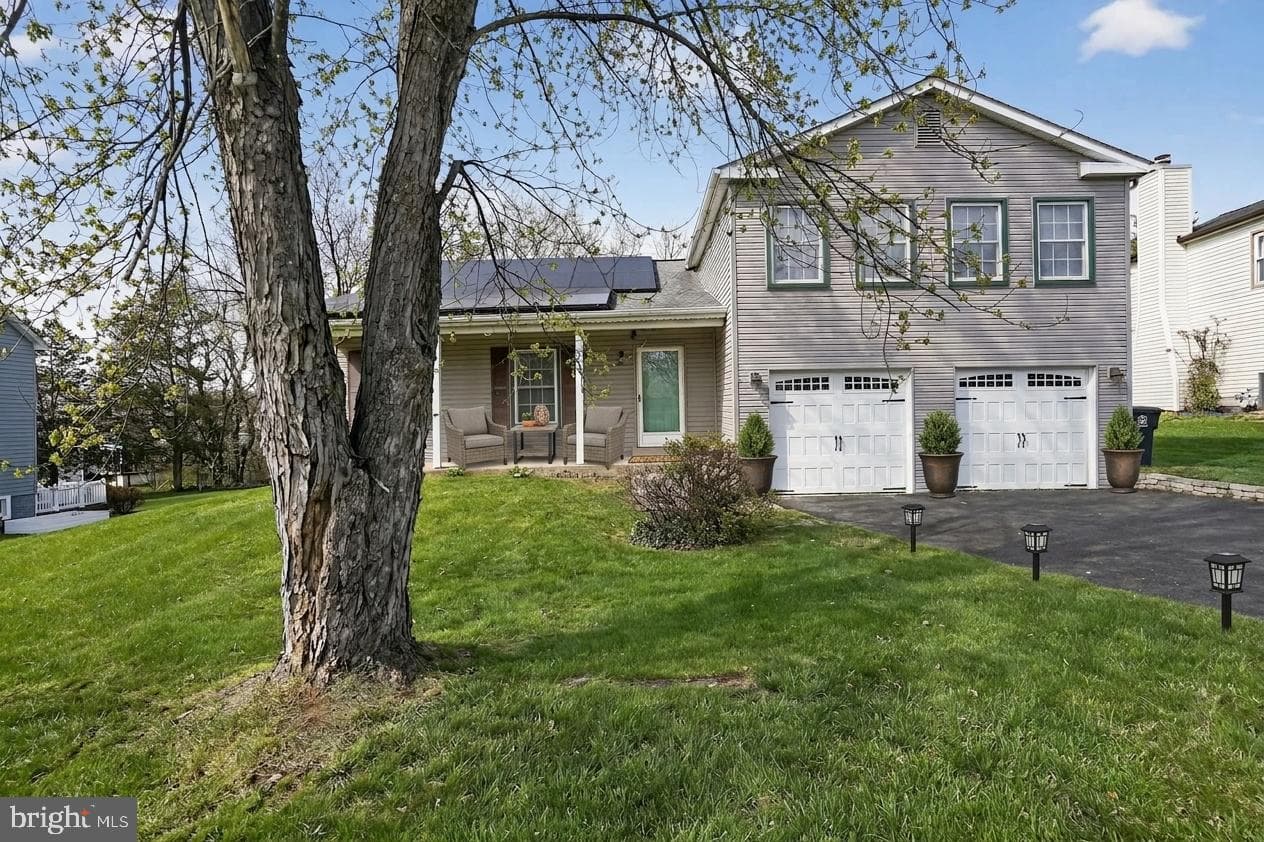 306 LOUNSBURY COURT
