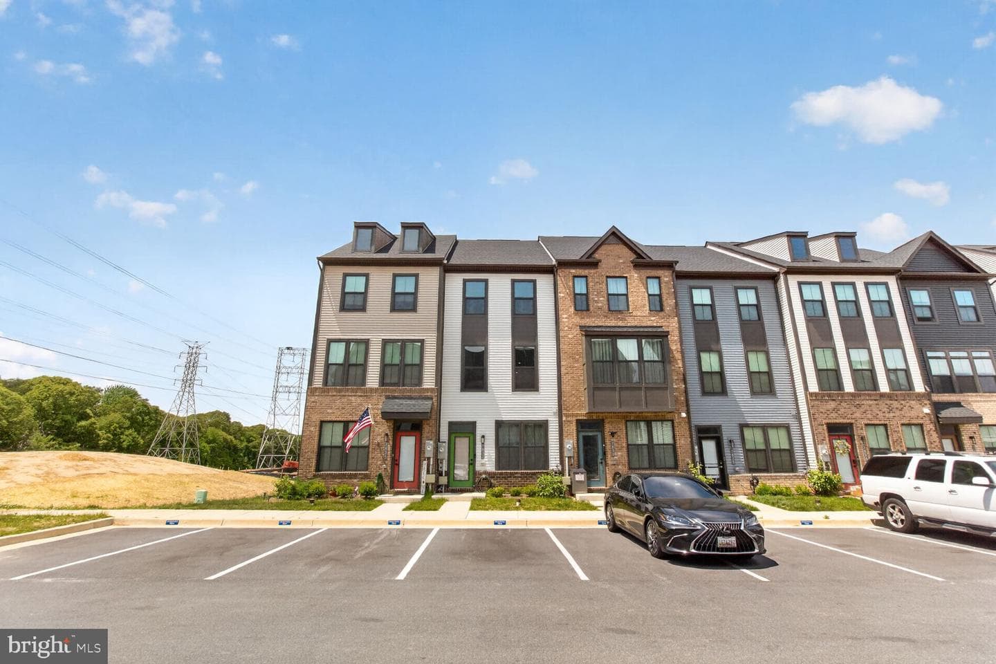7832 YONA COURT