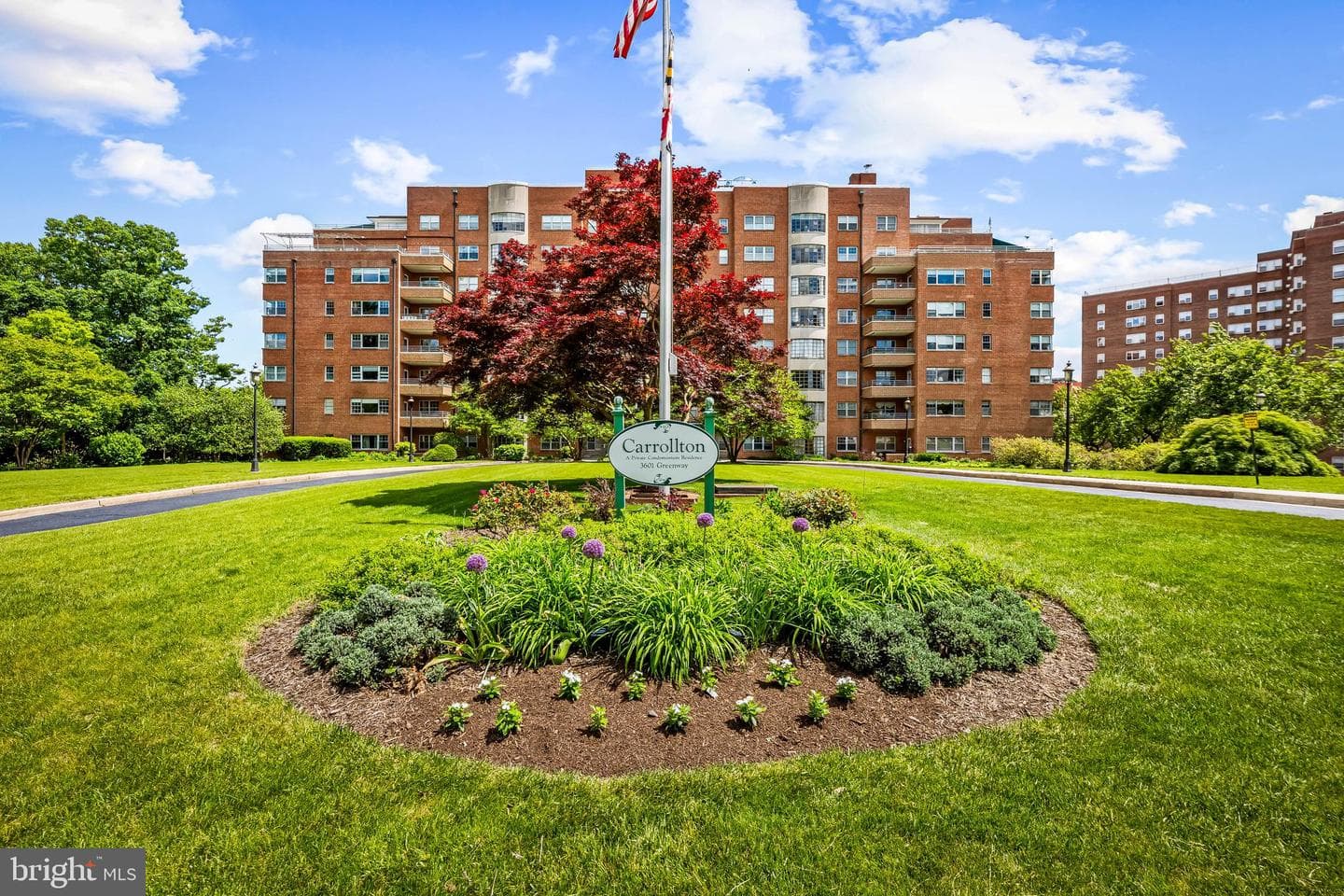 3601 GREENWAY 705 - Photo 1