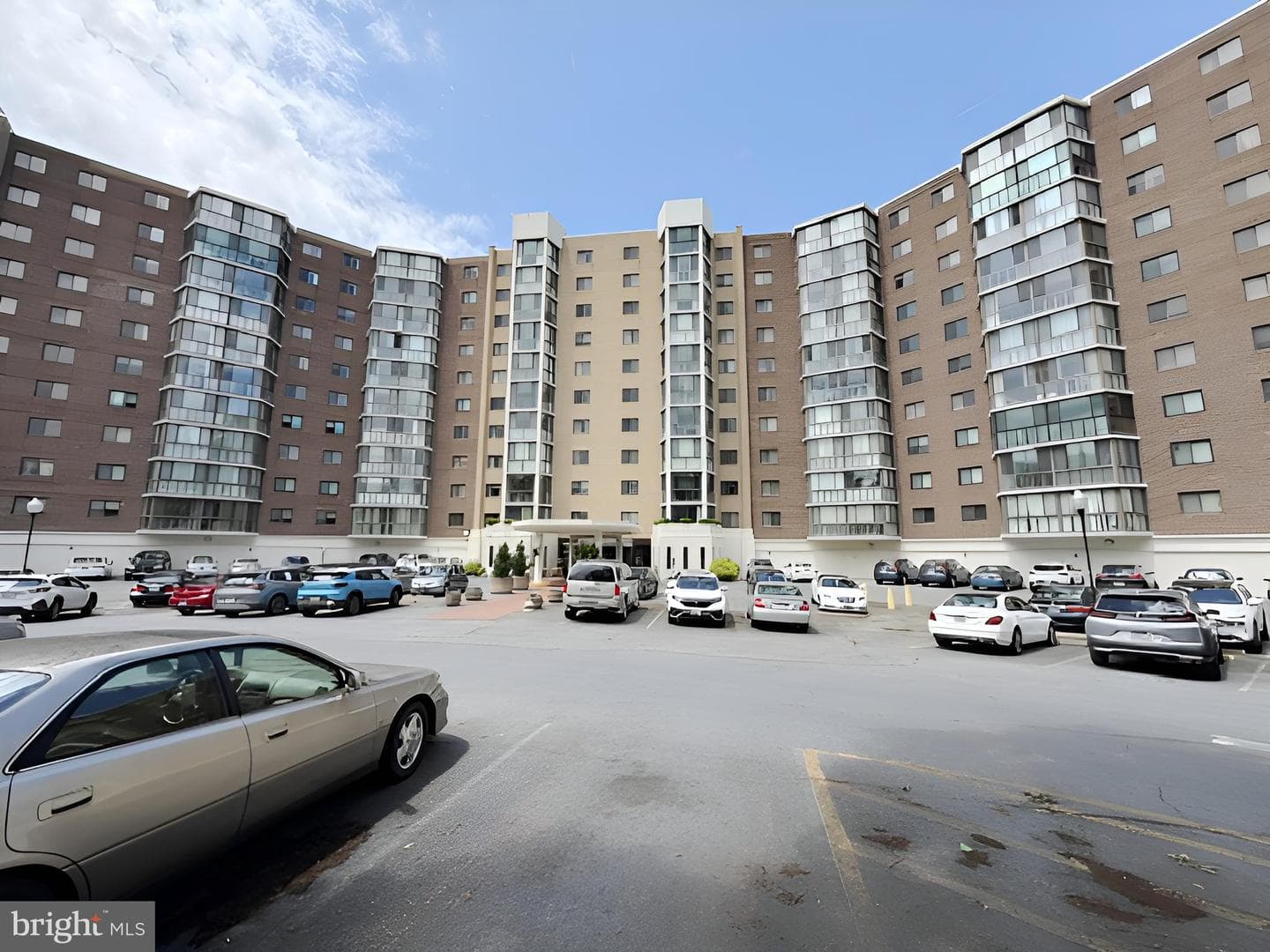 15115 INTERLACHEN DRIVE 3-902
