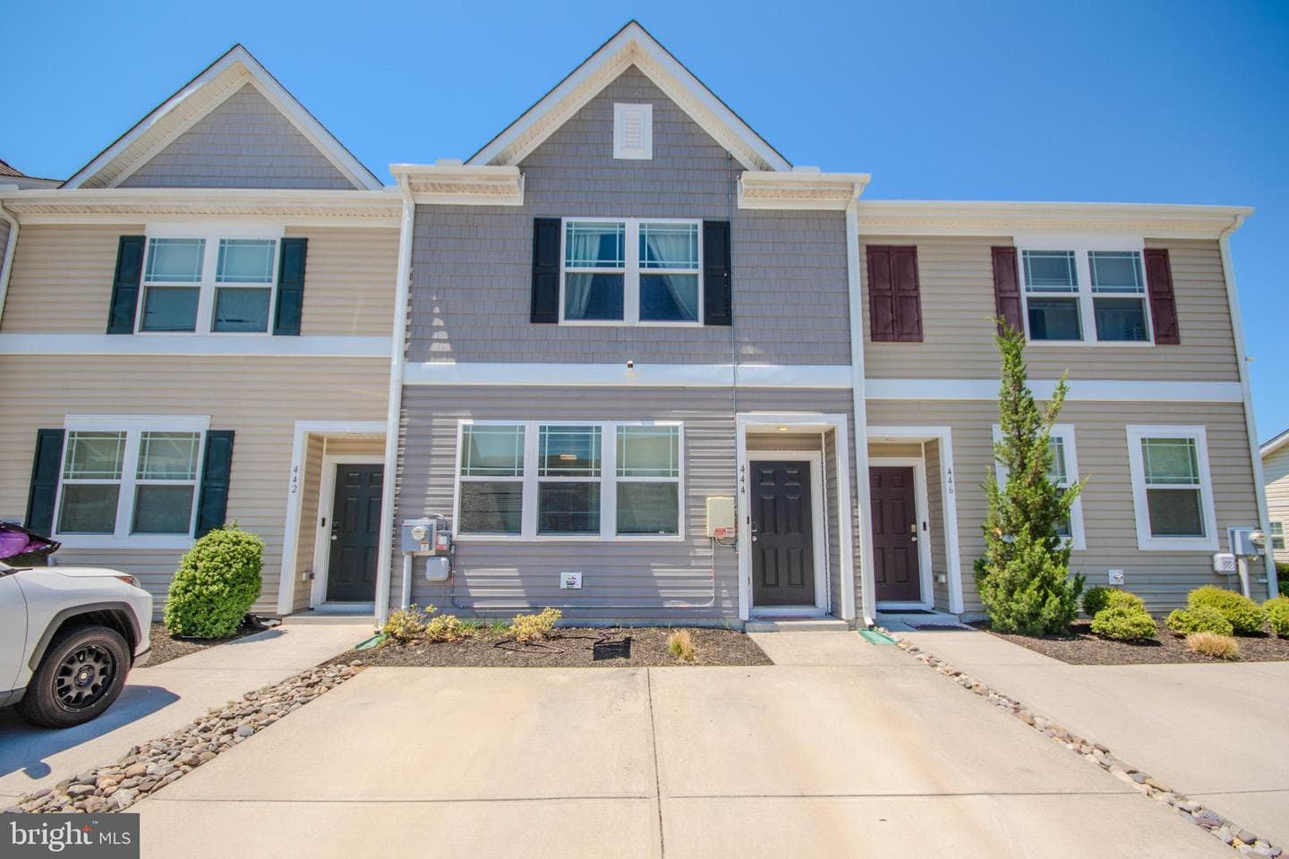 444 CREEKBED CIRCLE