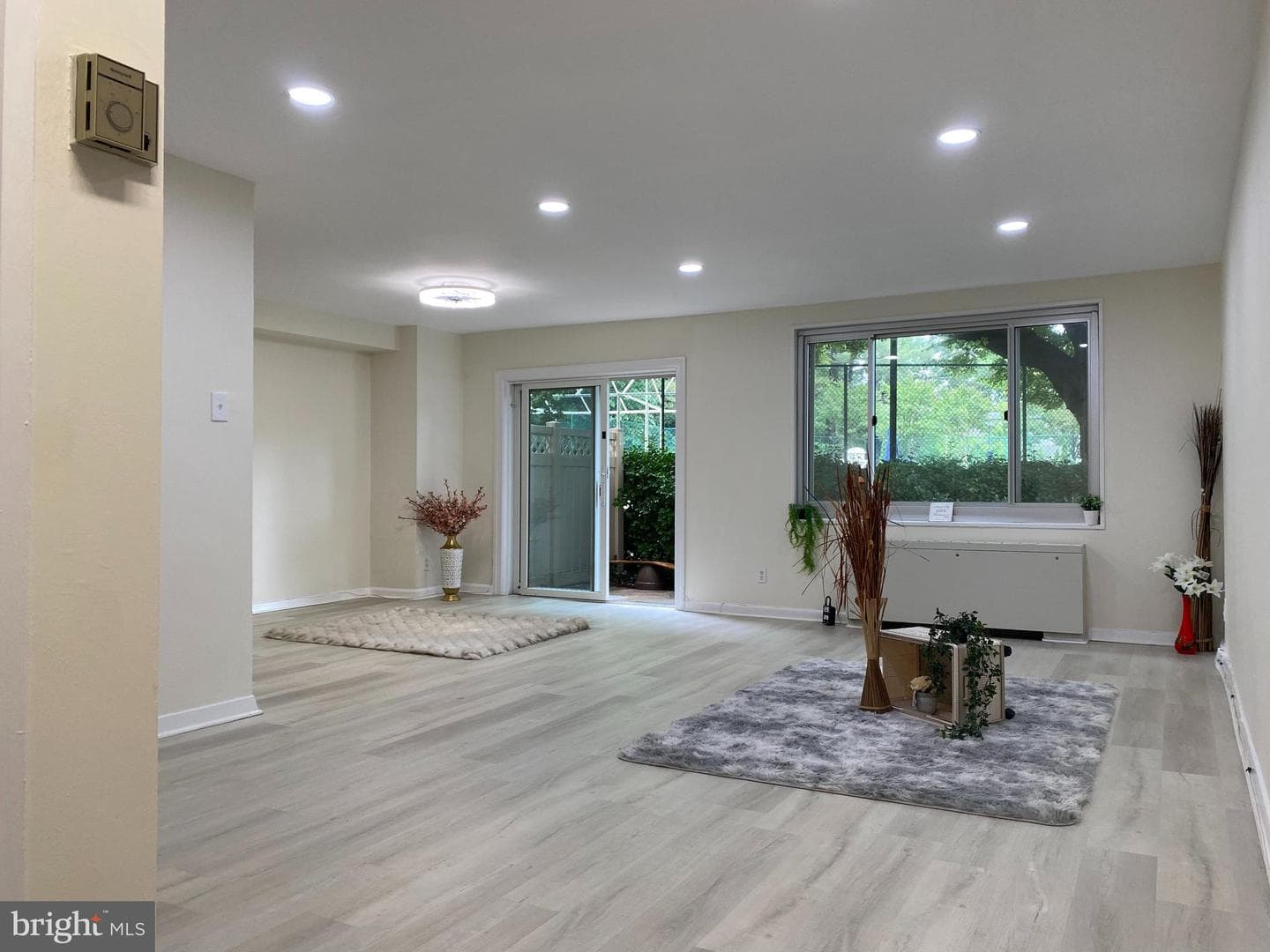 1900 lyttonsville #114 SILVER SPRING MD 20910