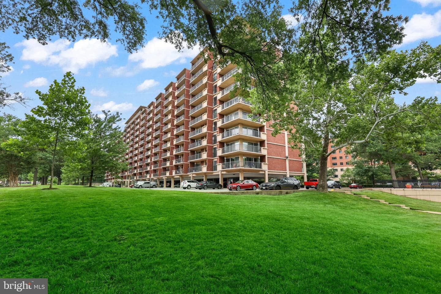 1300 ARMY NAVY DRIVE 320