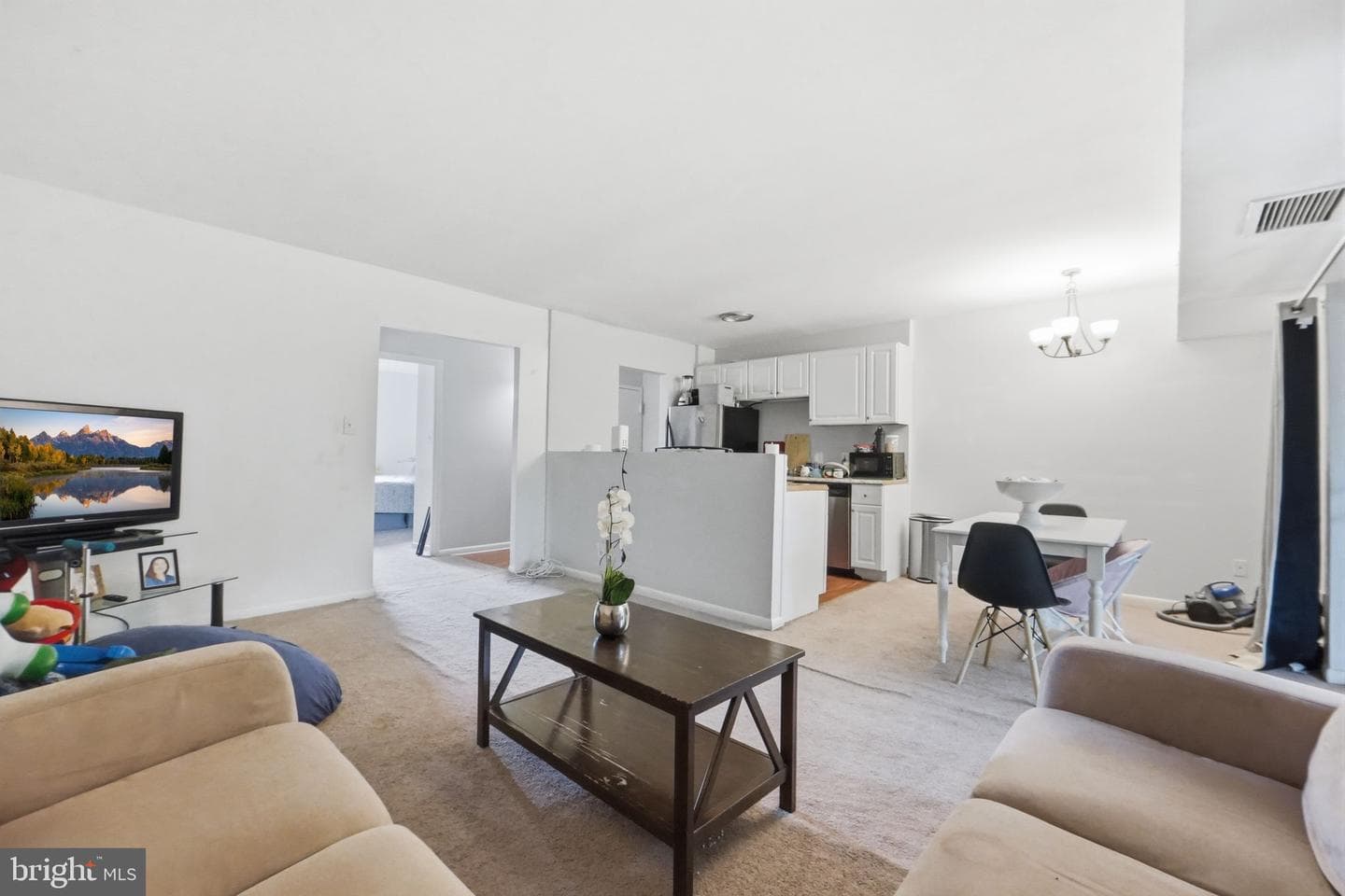 2231 CASTLE ROCK SQUARE 22C