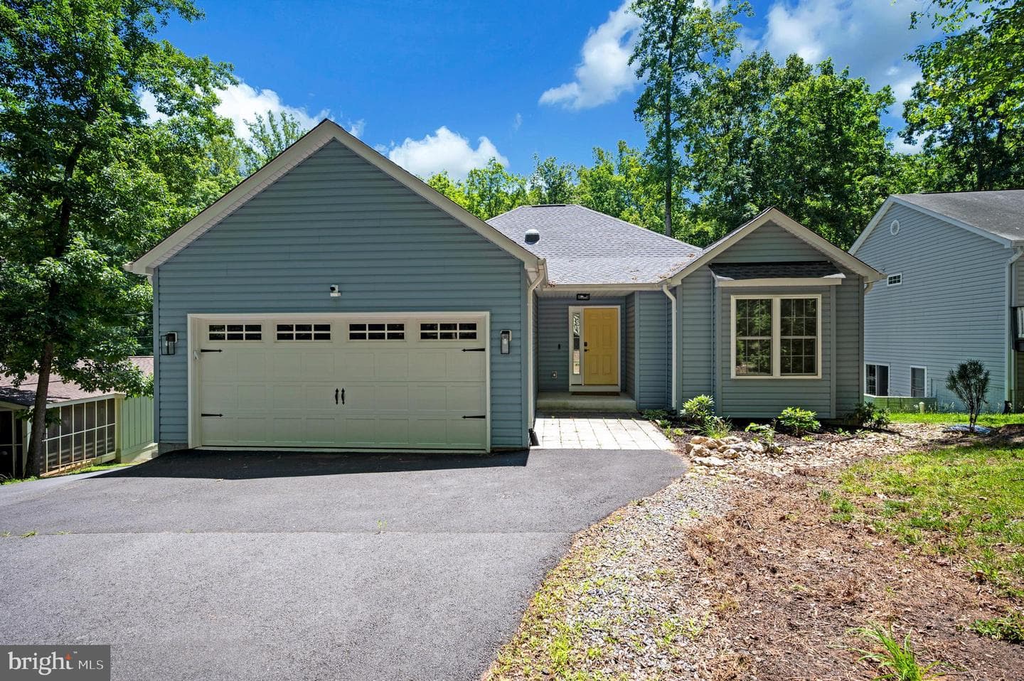 708 EASTOVER PKWY