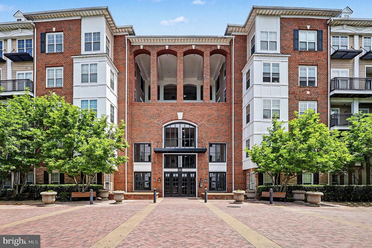 501 HUNGERFORD DRIVE 372