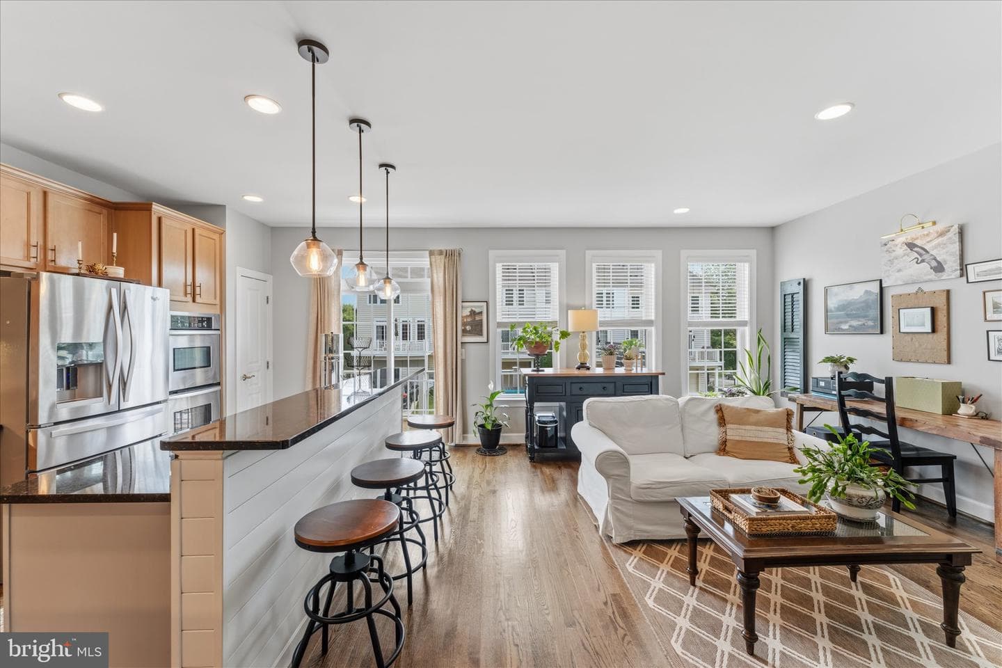 41060 DORATI SQUARE