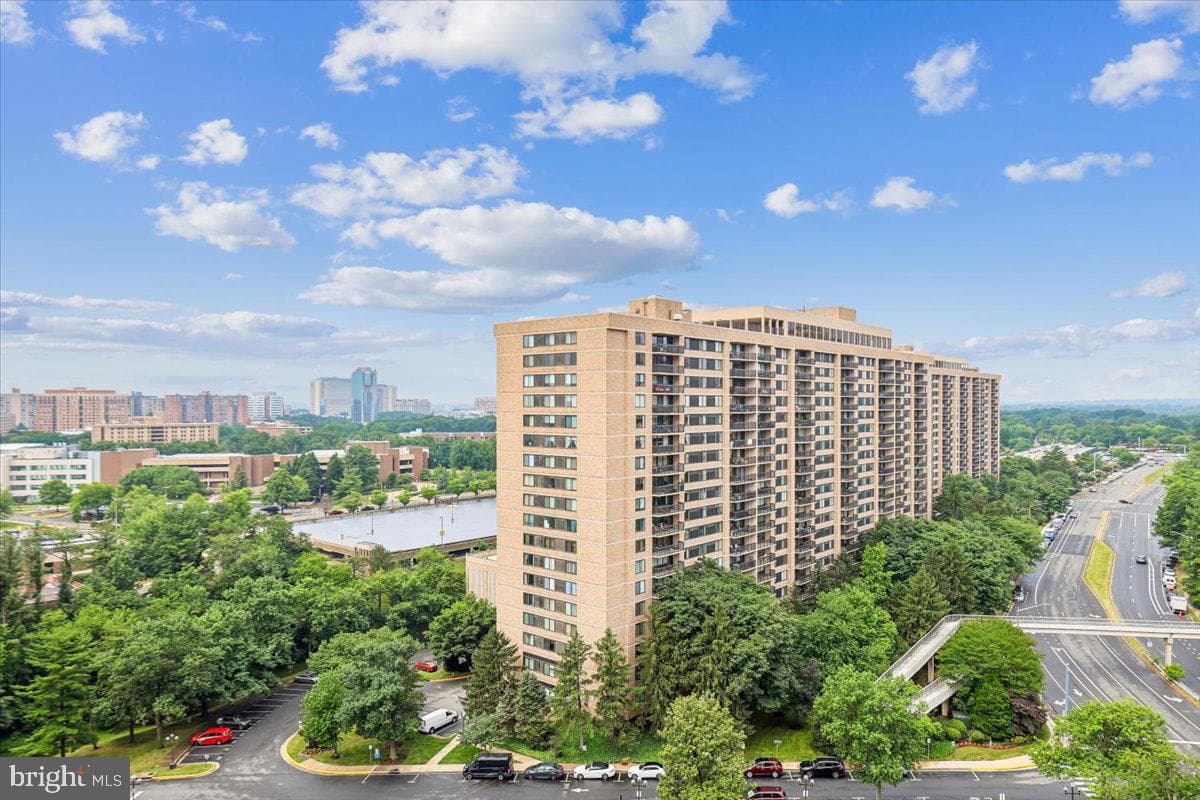 3701 S George Mason Dr, Falls Church, VA 22041, United States