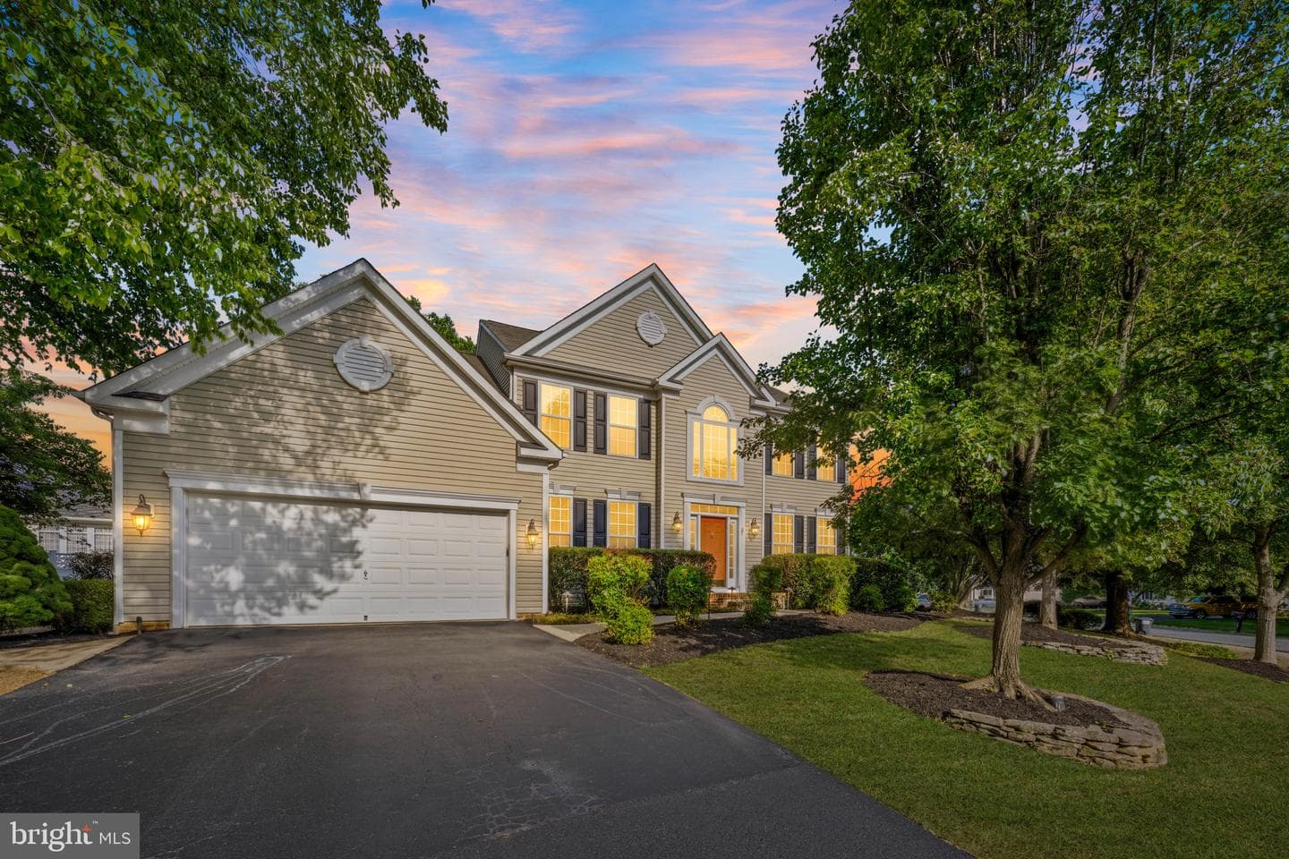 5601 HERITAGE HILLS CIRCLE