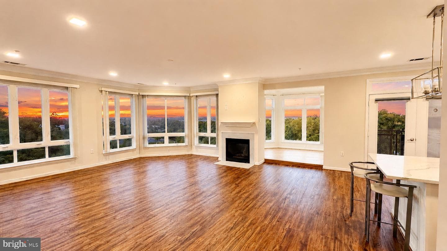 1641 LADUE COURT 304