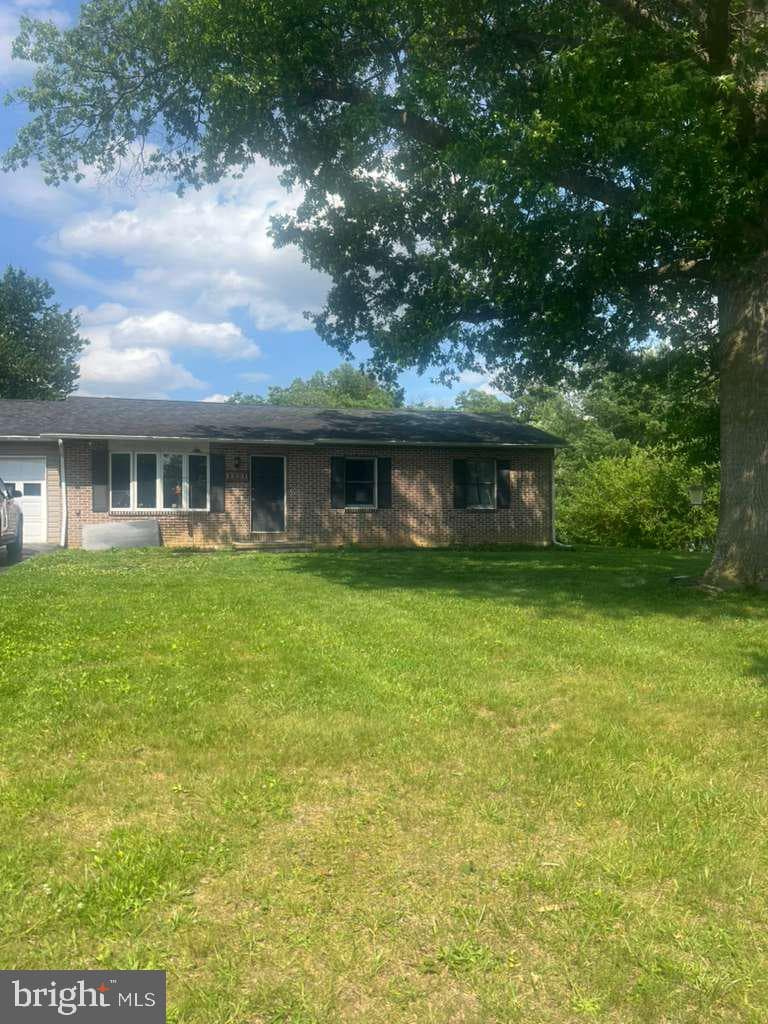 12321 Walnut Pt W, Hagerstown, MD 21740-2304, United States