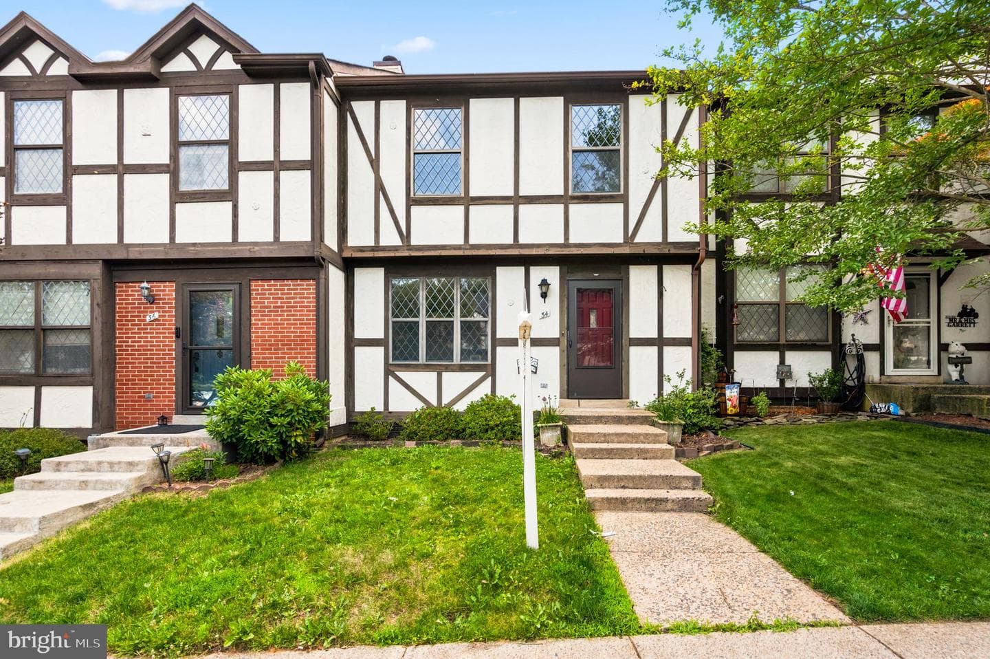 34 MILLARD COURT