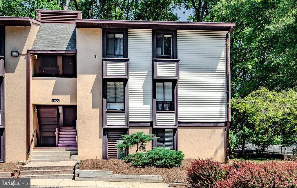 11600 STONEVIEW SQUARE 60/2B