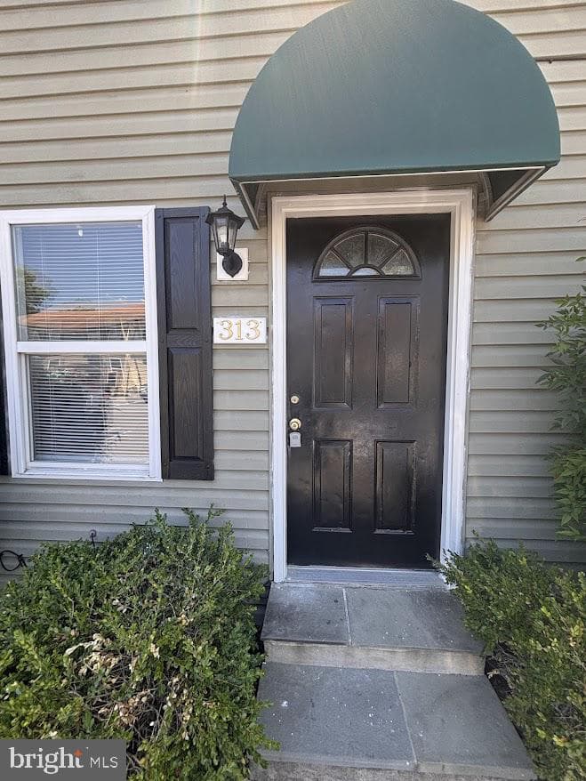 313 Avon Ct, Winchester, VA 22601-5388, United States