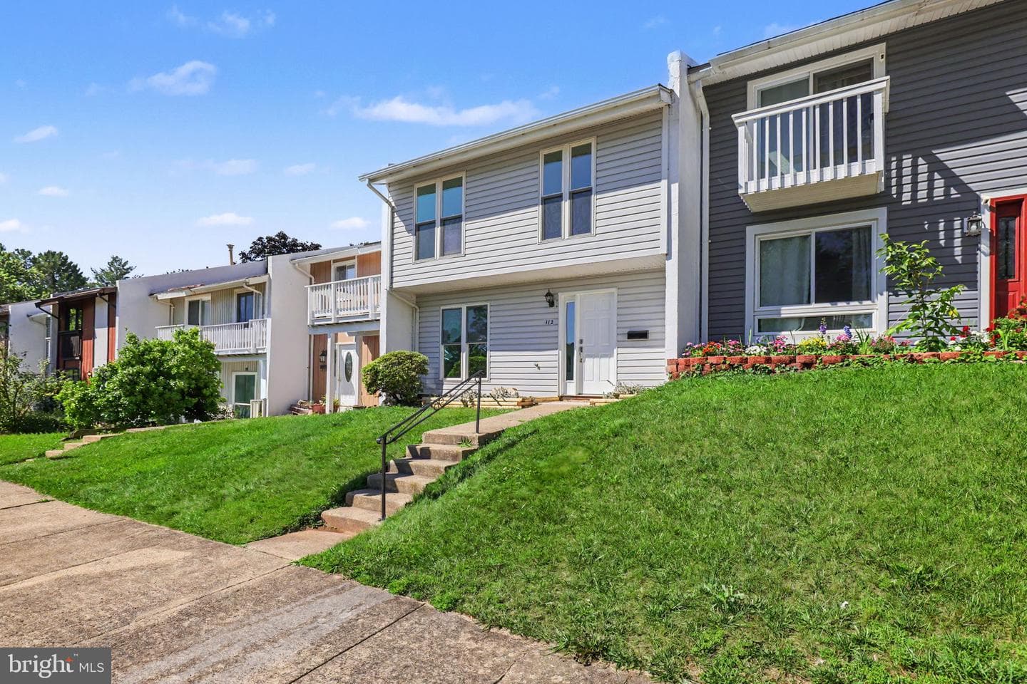 112 Richland Cir, Sterling, VA 20164-1608, United States