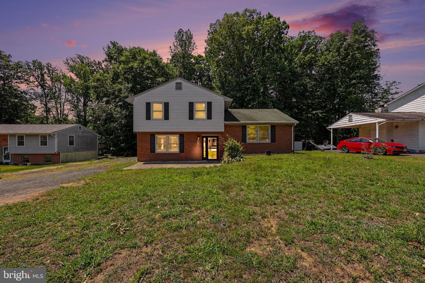 17 WILLOW LANE