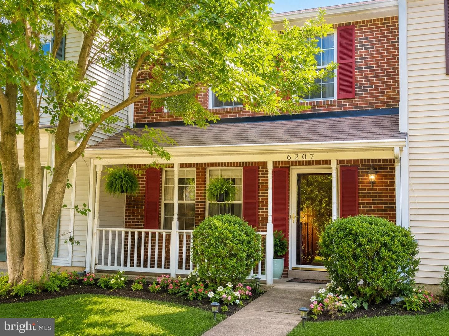 6207 DEERWOOD COURT