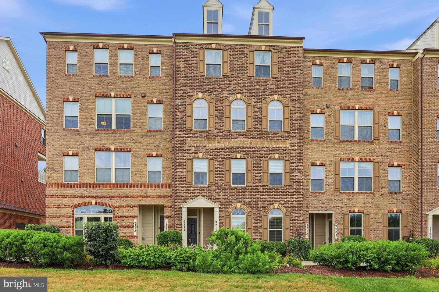 9212 Landon House Way, Frederick, MD 21704-7766, United States