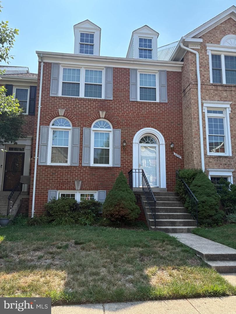 20933 SANDSTONE SQUARE - Photo 1