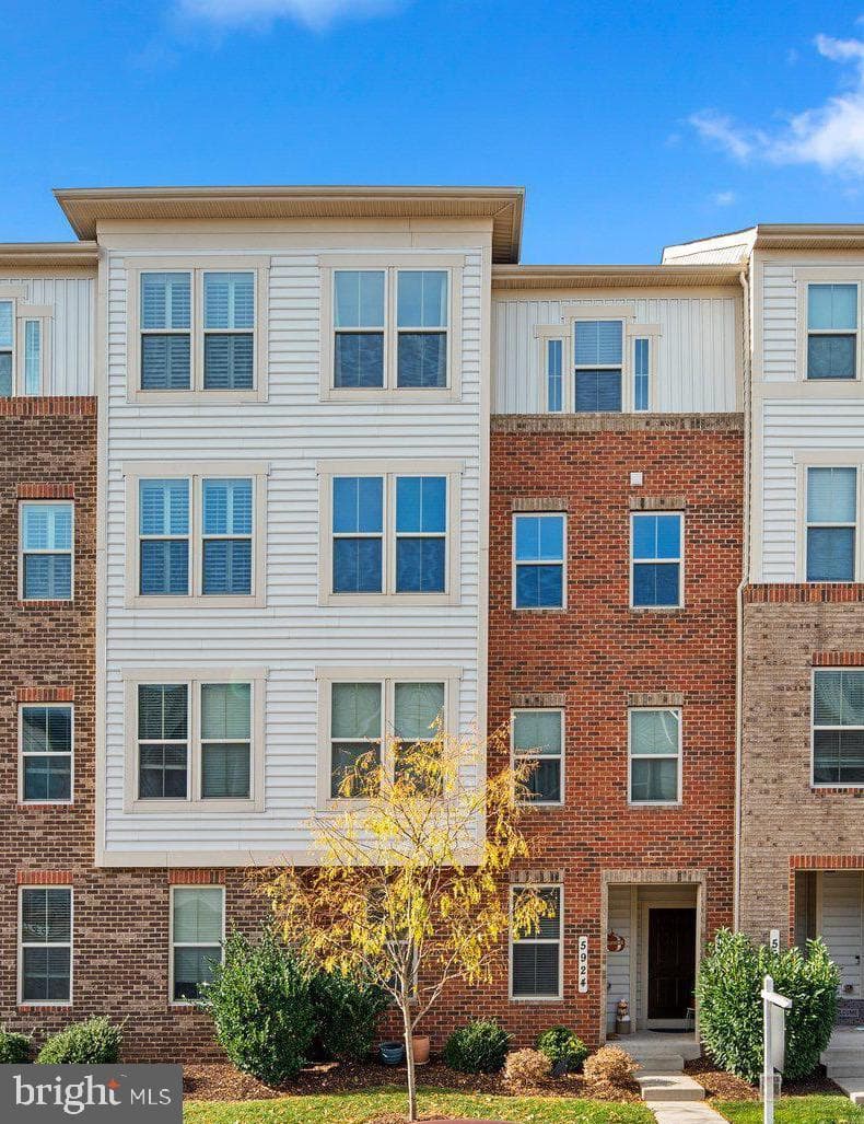 5926 Leben Dr, Frederick, MD 21703-2898, United States