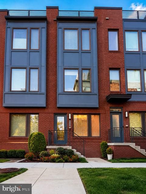 5644 46th Pl, Hyattsville, MD 20781-1953, United States