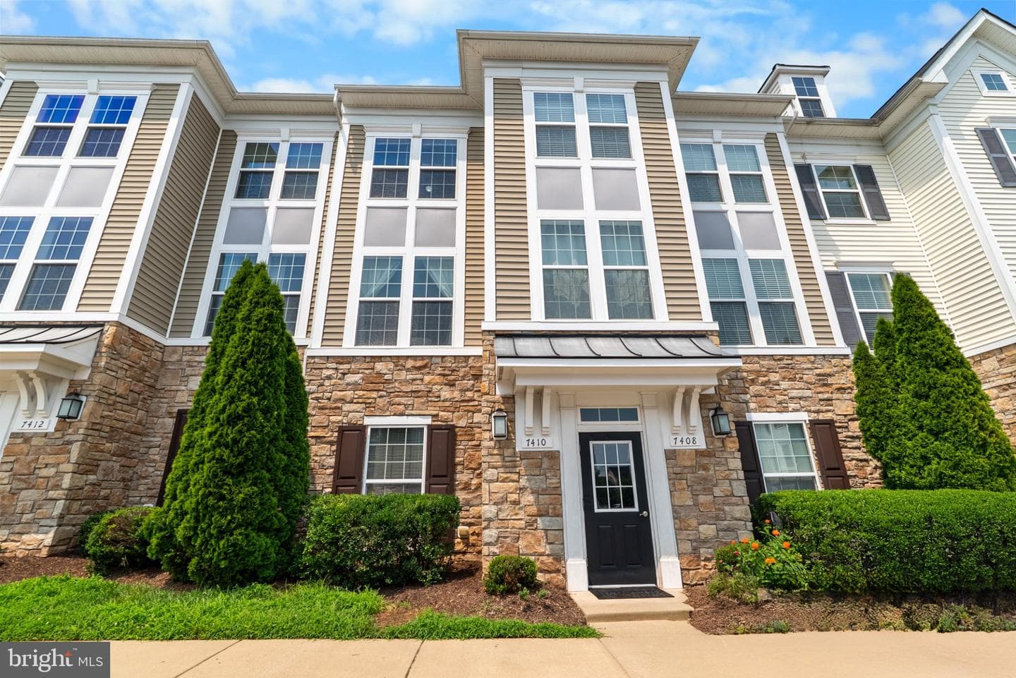 7410 Riding Meadow Way, Manassas, VA 20111-1990, United States