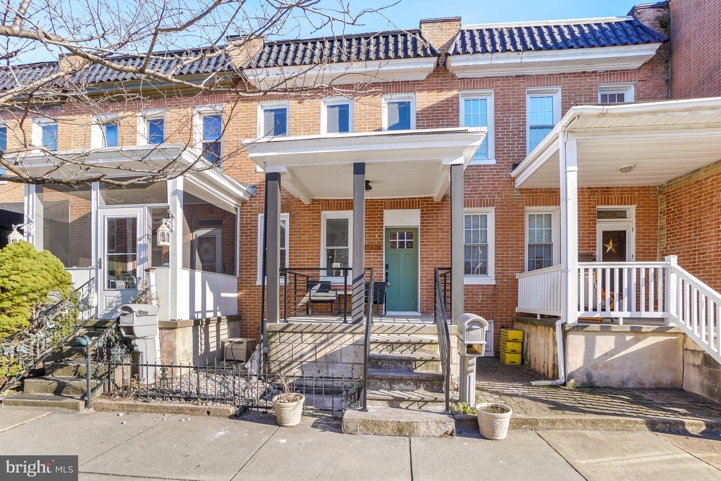 1237 HULL STREET 1