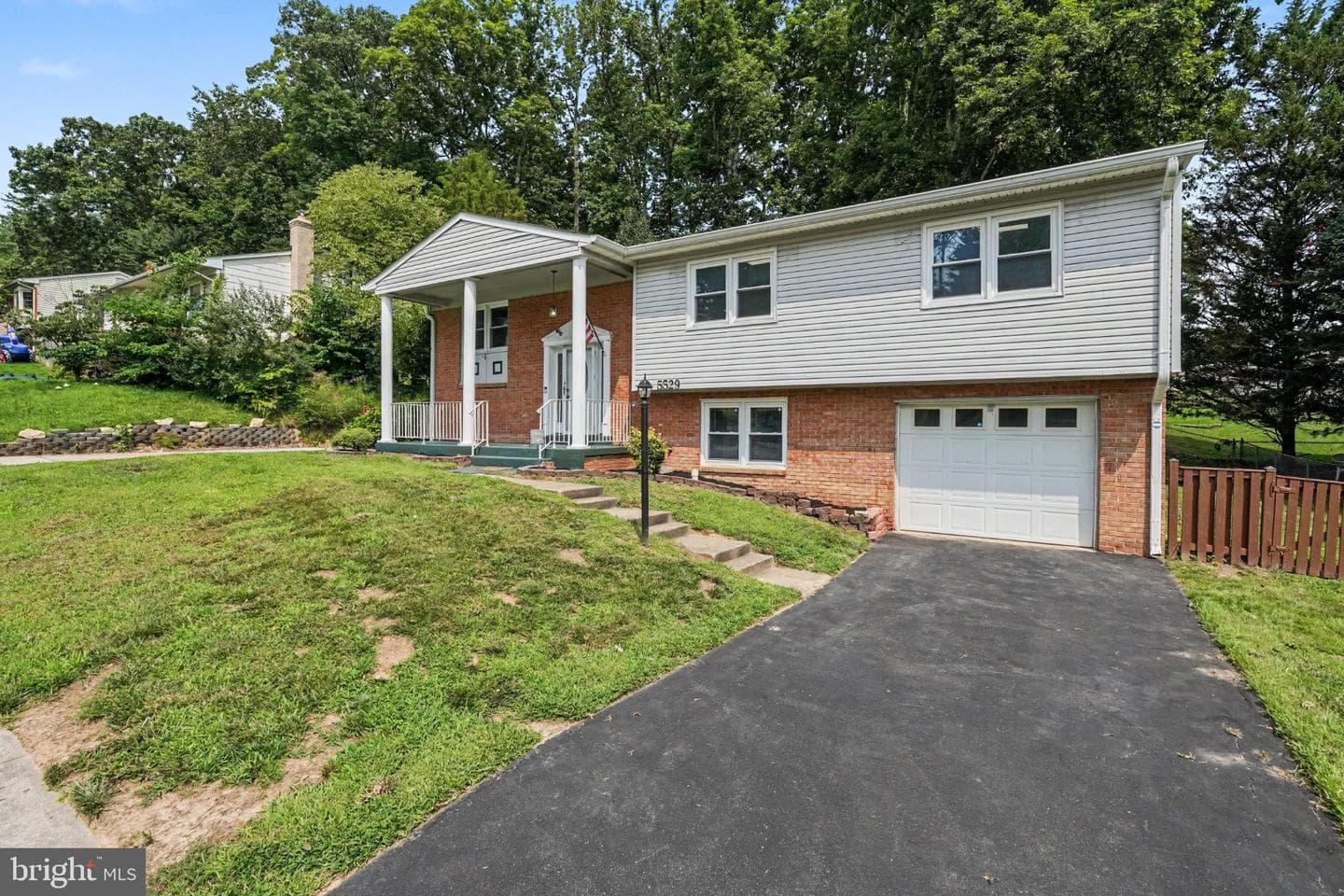 5529 Neddleton Ave, Woodbridge, VA 22193-4113, United States