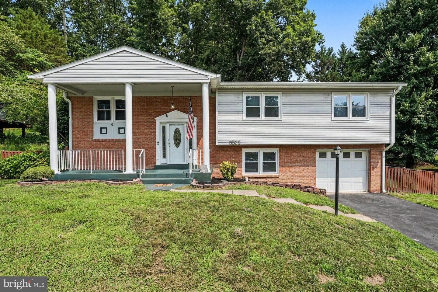 5529 Neddleton Ave, Woodbridge, VA 22193-4113, United States