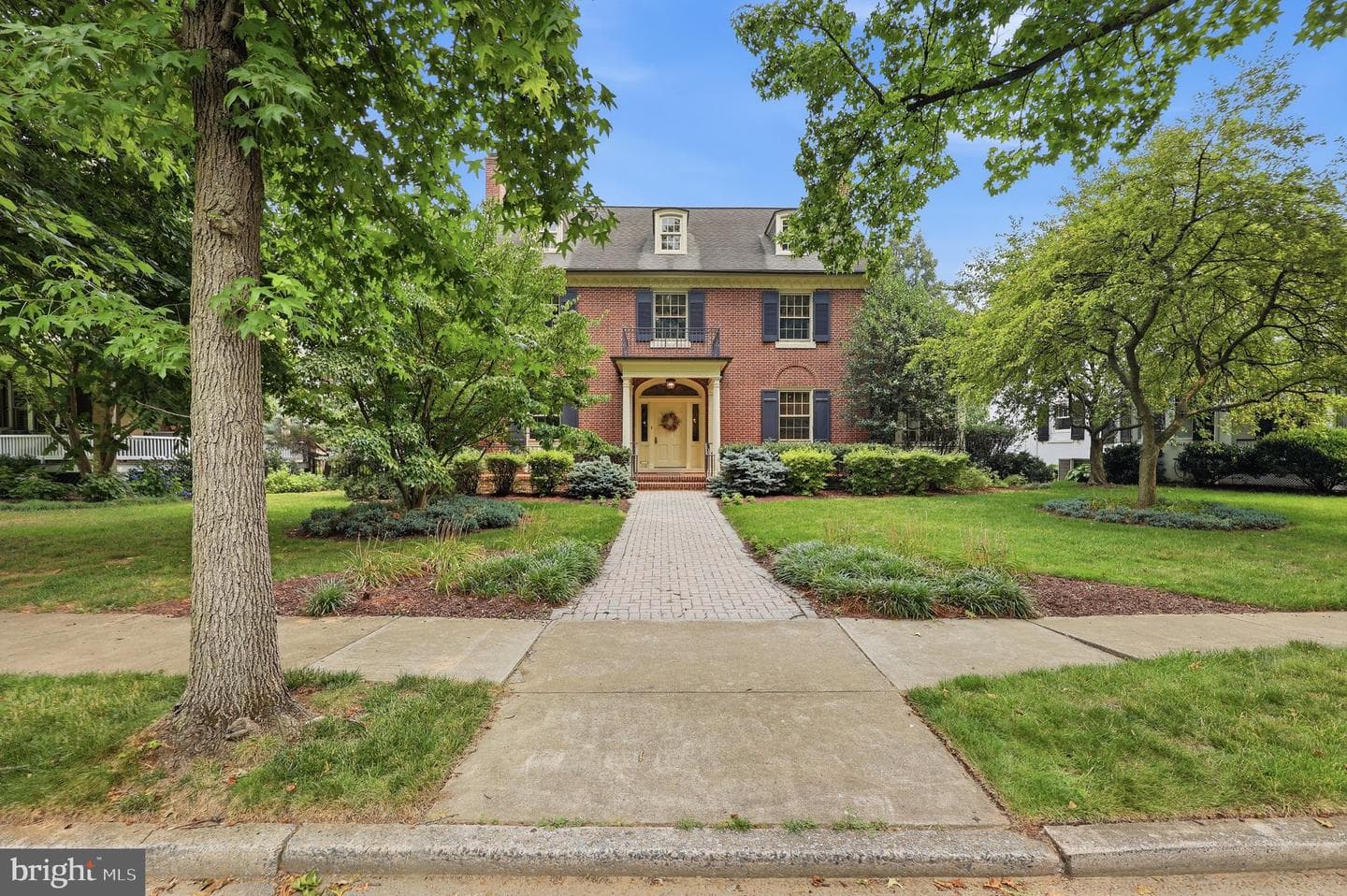 310 UPPER COLLEGE TERRACE