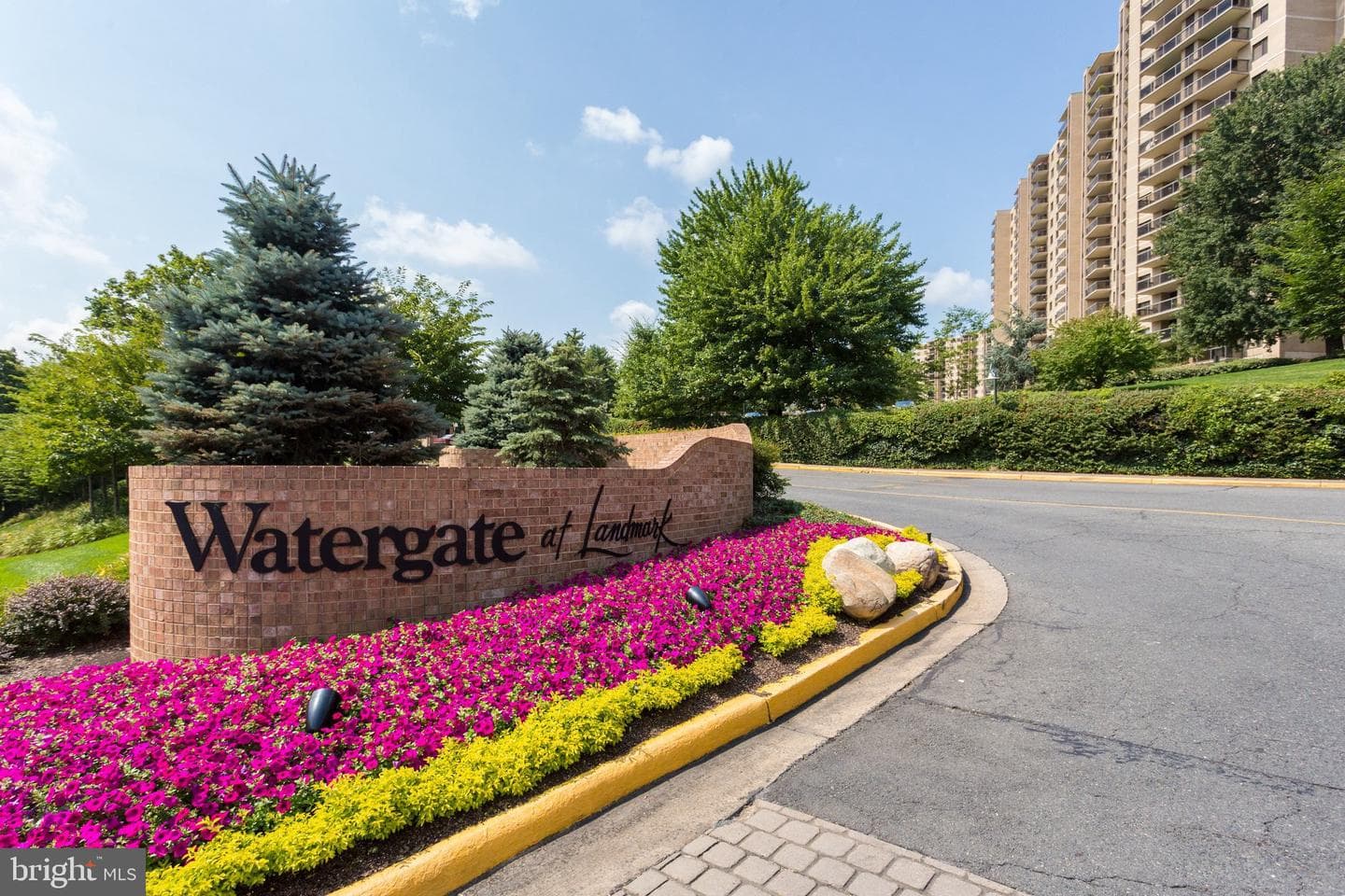 309 YOAKUM PARKWAY 616