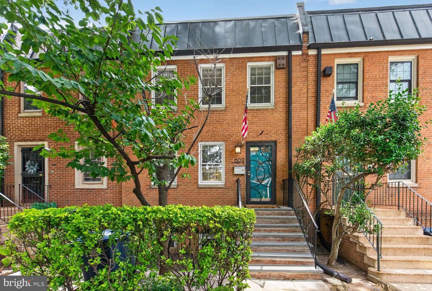 609 4TH STREET - Photo 1