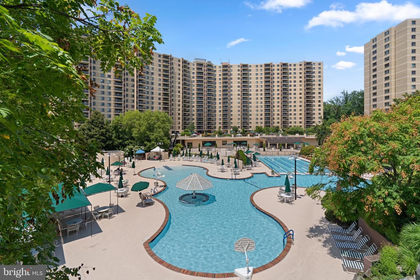 309 YOAKUM PARKWAY 406