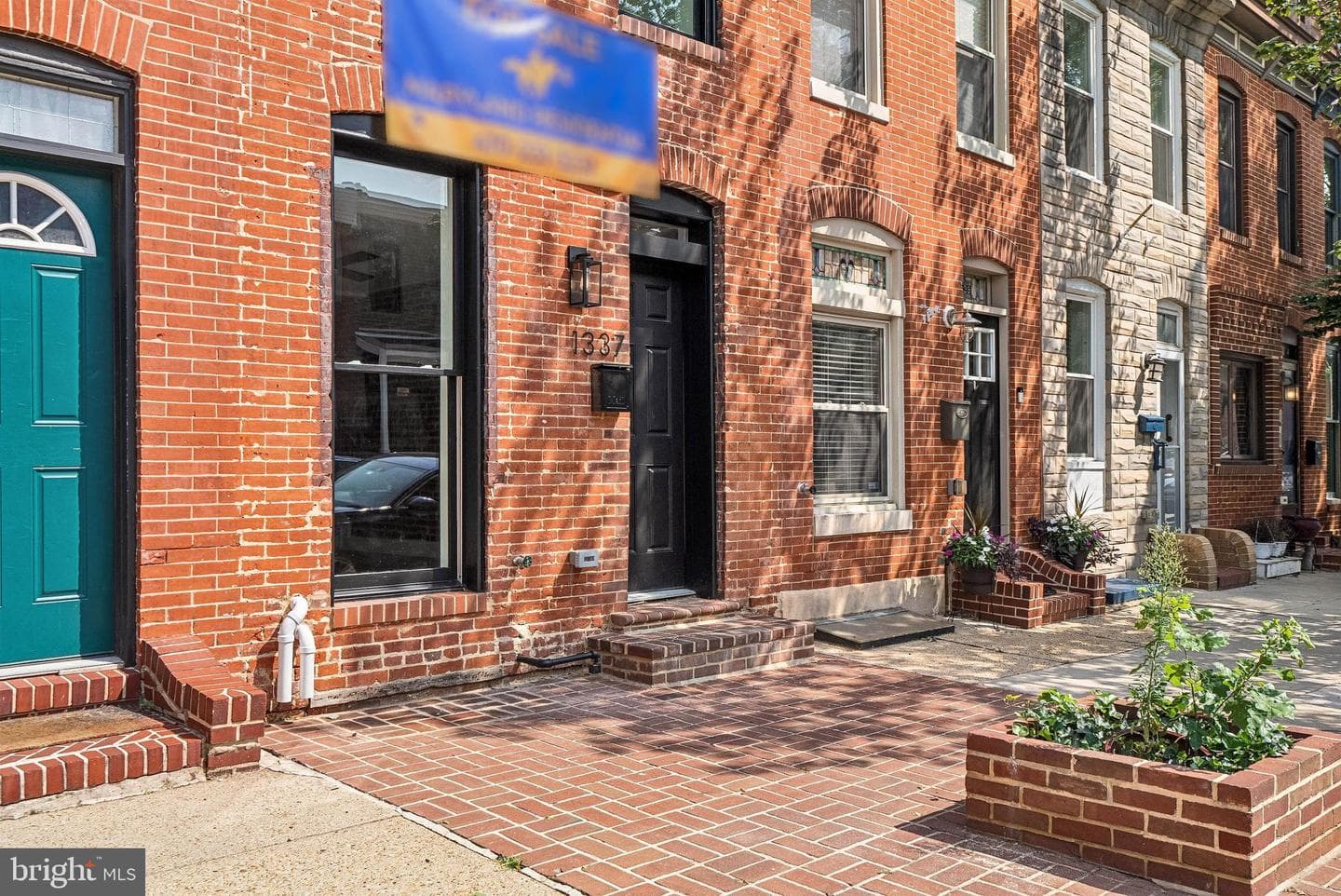 1337 ANDRE STREET