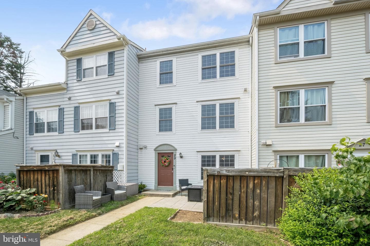 29 HIGHSTREAM COURT 1027